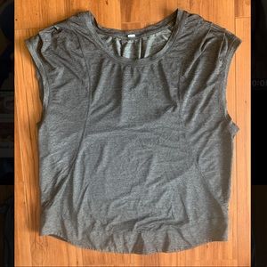 lululemon shirt!